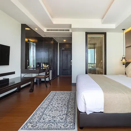 Bay Beach Resort Jomtien Pattaya Exterior photo