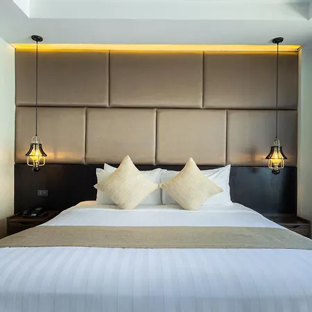 Bay Beach Resort Jomtien Pattaya Exterior photo