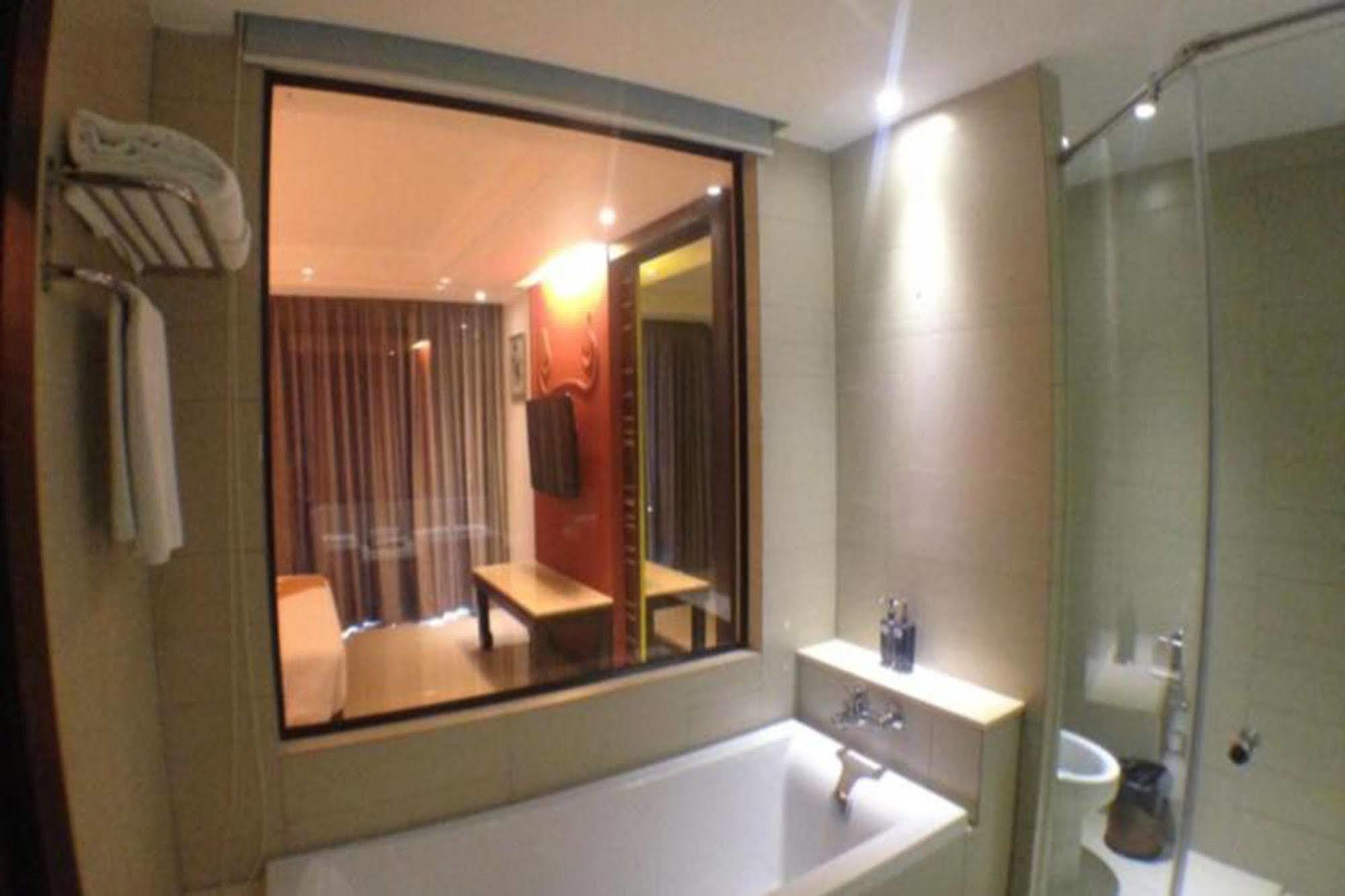 Bay Jomtien Hotel