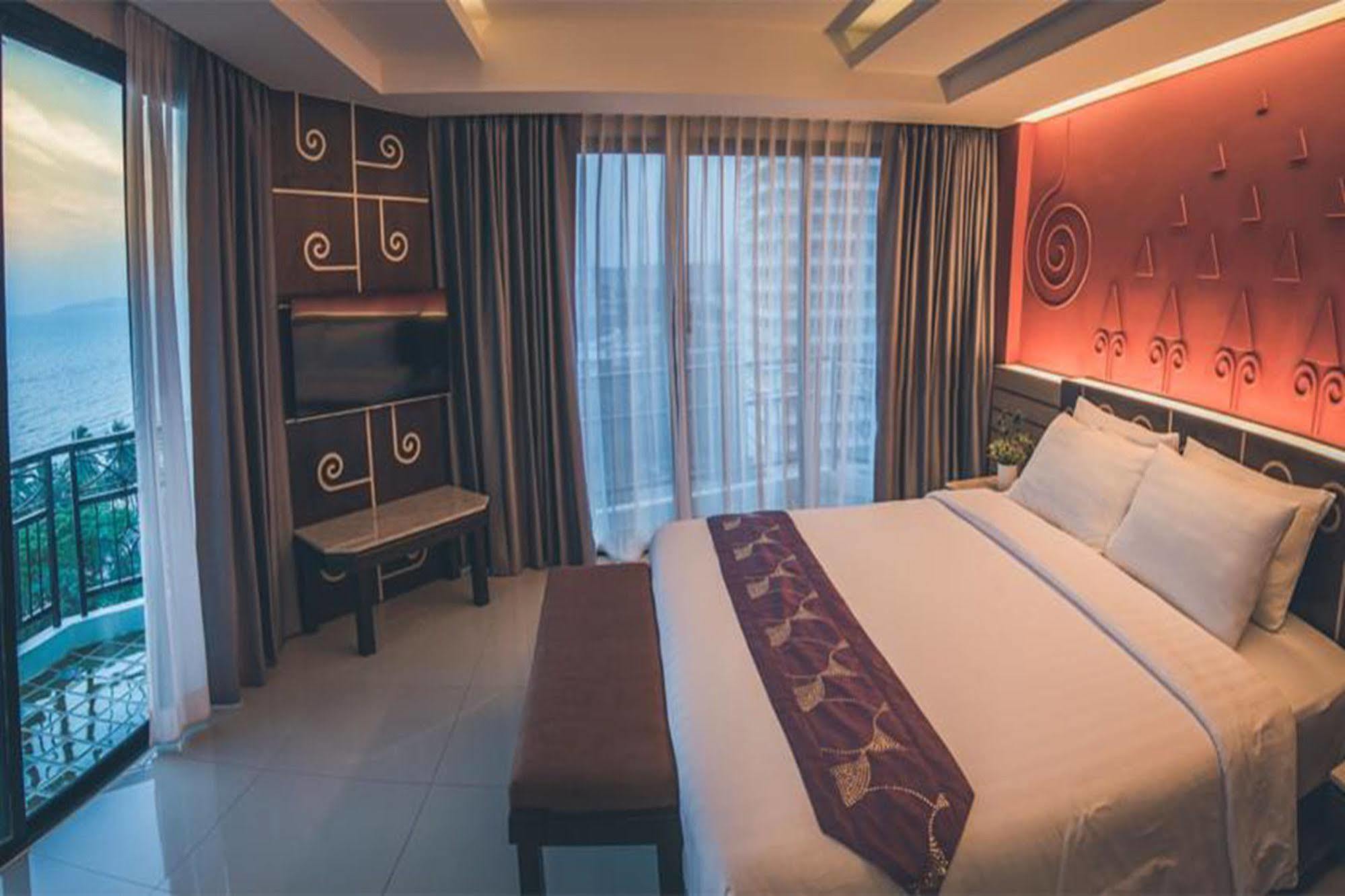 Bay Jomtien 5*